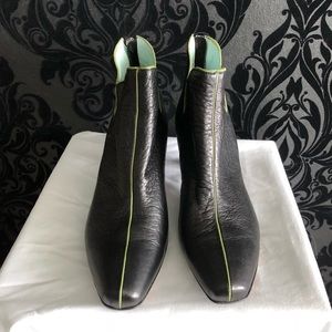 Stefi Talman_Switzerland brand_stylish ankle boots